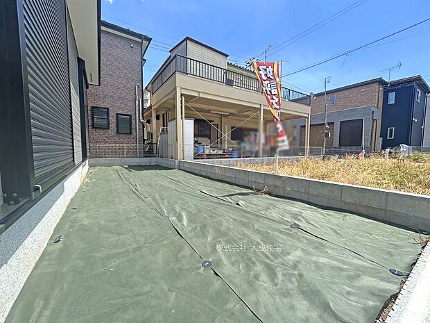 外観:庭スペース　1号棟：現地写真2025.8.15撮影