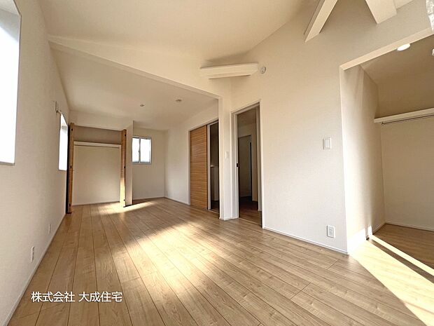 内装:将来に合わせて間仕切りできるお部屋! 現地写真2025.10.27撮影