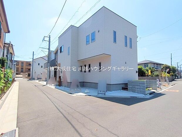 外観:前面道路　3号棟：現地写真2025.8.19撮影