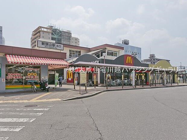 周辺環境:駅 4300m 西武新宿線「新狭山」駅(バス10分、「霞ヶ関南病院入口」停歩6分。)