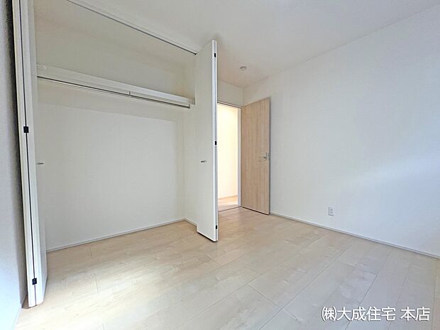 内装:2号棟:全居室収納スペース付き^^ 現地写真2025.11.17撮影