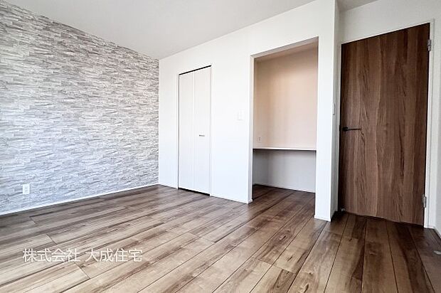 内装:2号棟:2階洋室7.25帖。全居室6帖以上ございます。