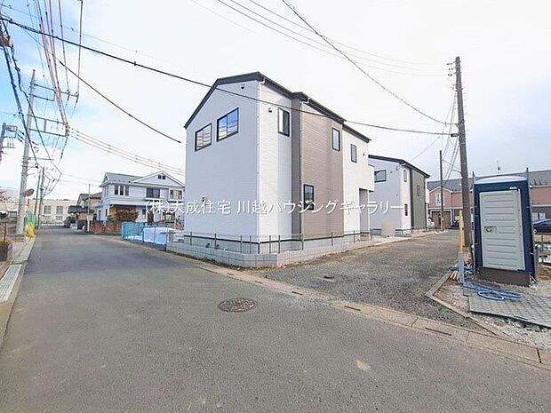 外観:前面道路5.2ｍと4ｍです。　1号棟：現地写真2026.1.29撮影