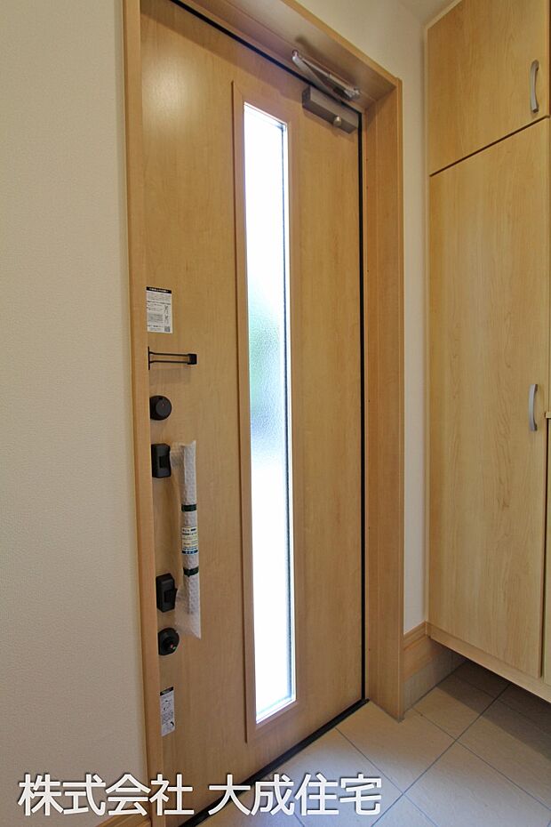 内装:1号棟：玄関　現地写真2025.9．25撮影