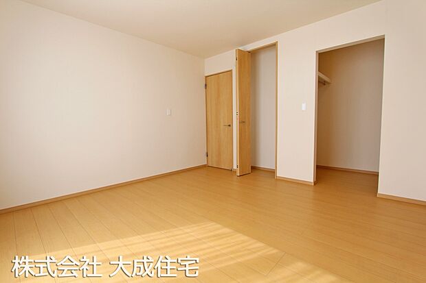 内装:1号棟:洋室8帖 現地写真2025.9.25撮影