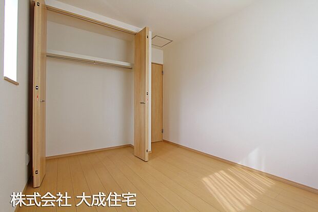 内装:1号棟:洋室5.5帖 現地写真2025.9.25撮影