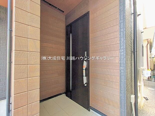 外観:玄関。 現地写真2026.1.30撮影