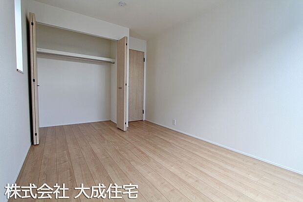 内装:3号棟:洋室6.2帖 現地写真2025.12.22撮影