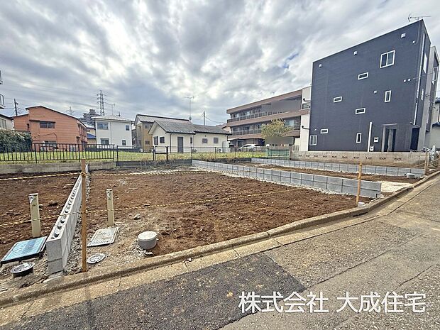 外観:B区画:通学通勤に便利な「朝霞」駅まで徒歩7分! 現地写真2025.10.24撮影