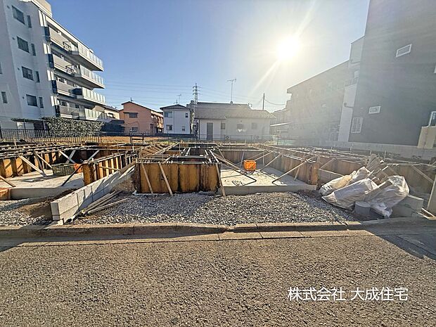 外観:Ｃ号棟：周辺は落ち着きのある閑静な住宅街です！　現地写真2026.1.17撮影