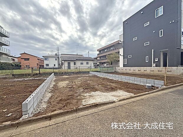 外観:C区画:通学通勤に便利な「朝霞」駅まで徒歩7分! 現地写真2025.10.24撮影
