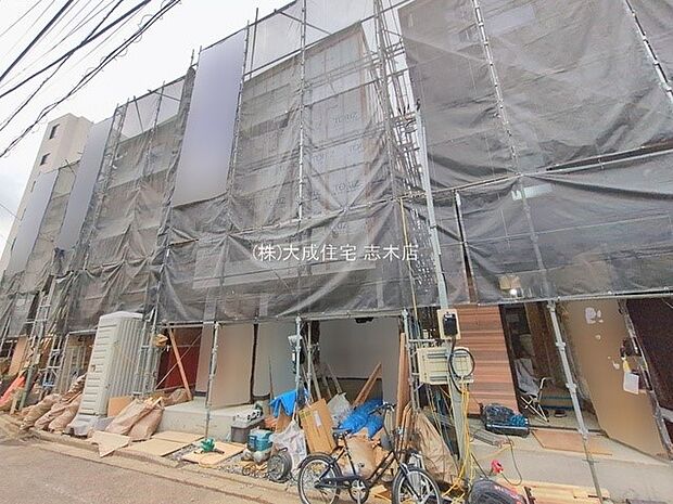 外観:C号棟:カースペース1台分ございます! 現地写真2026.2.18撮影