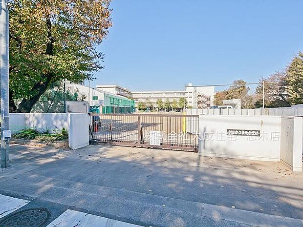 周辺環境:小学校 600m 新座市立東北小学校(徒歩8分。初めての登下校でも安心の徒歩圏内!)