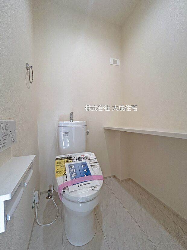 内装:1階と2階にお手洗いございます。　1号棟：現地写真2025.12.12撮影