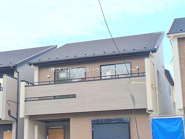 外観:南側で陽当たり良好なバルコニー。　2号棟：現地写真2025.11.11撮影