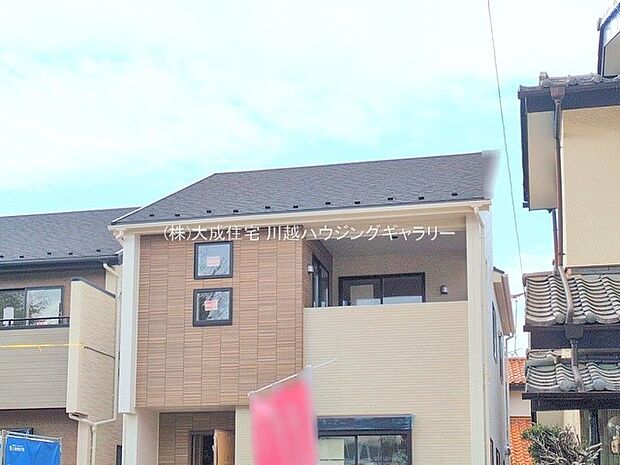 外観:南側で陽当たり良好なバルコニー。 3号棟:現地写真2025.11.11撮影