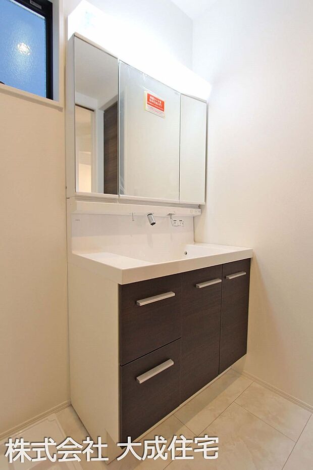 内装:現地写真2025.11.17撮影