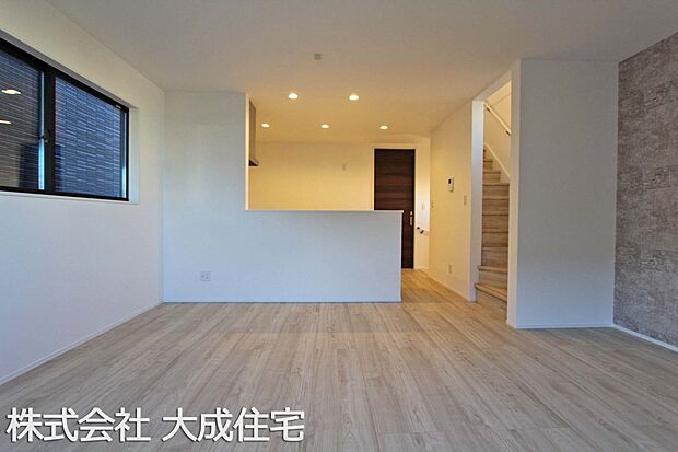 内装:現地写真2025.11.17撮影