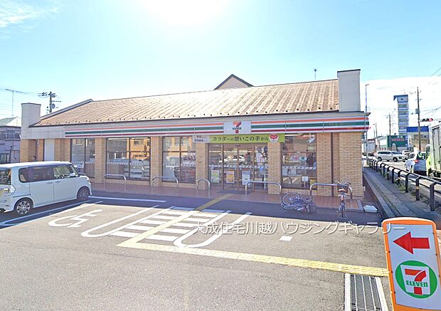 周辺環境:コンビニ 270m セブンイレブン川越諏訪町店(徒歩4分。コンビニ支払いやイベントチケットの購入などにもご利用いただけます。)