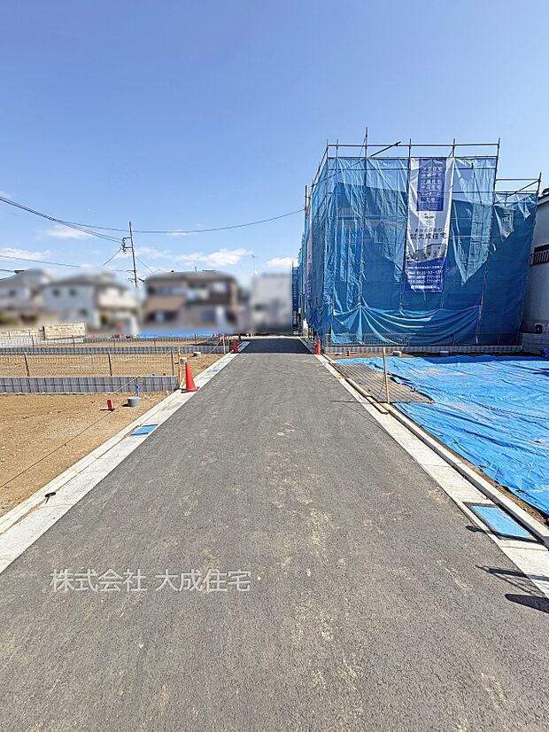 外観:接道4mの公道。 4区画:現地写真2026.3.9撮影