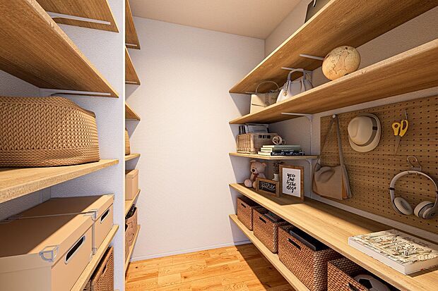 内装:選べる4つのプラン：衣類や小物、趣味の物まで、すっきり収納できる空間。