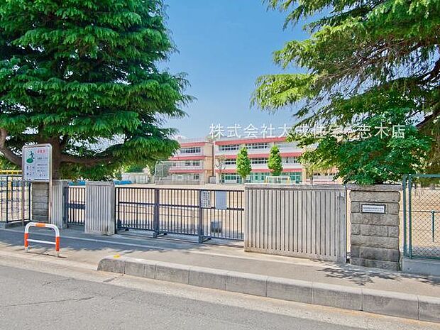 周辺環境:小学校 1000m 朝霞市立朝霞第一小学校(徒歩13分。学校行事も充実しており、元気で明るい小学校です＾＾)