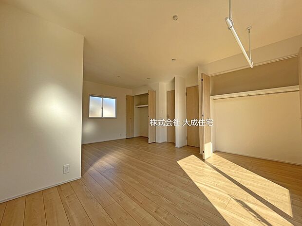 内装:将来に合わせて間仕切りできるお部屋! 現地写真2026.2.13撮影