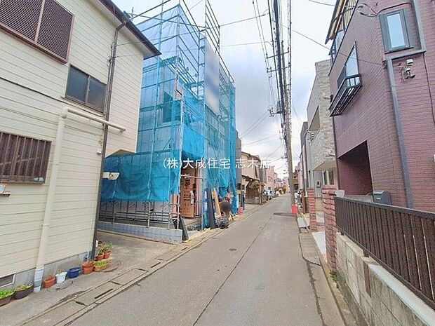 外観:お買い物施設も徒歩圏内に充実した住環境です! 現地写真2026.2.12撮影