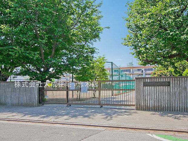 周辺環境:中学校 800m 朝霞市立朝霞第四中学校(徒歩10分。部活で帰りが即なっても安心です!)