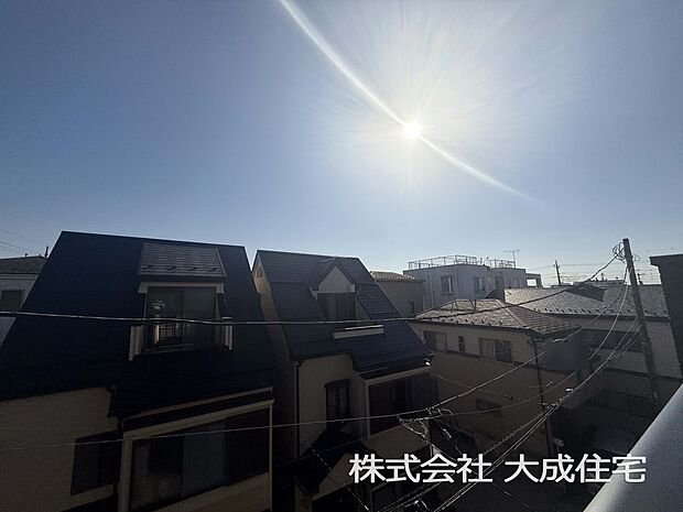 外観:バルコニーは2階・3階にございます！　現地写真2026.1.18撮影