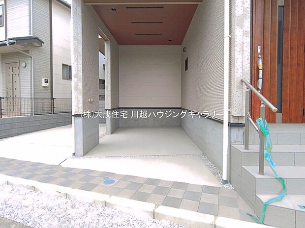 雨の日も安心なビルトインガレージ。