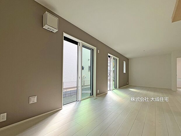 内装:1号棟:みんなが揃う憩いのスペース 現地写真2026.3.16撮影