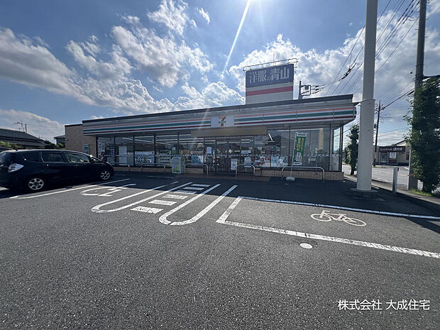 周辺環境:コンビニ 300m セブンイレブン 鶴ヶ島脚折町6丁目店(徒歩4分 広々駐車場完備^^)