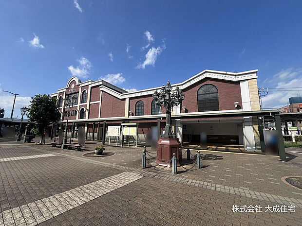 周辺環境:駅 1900m 東武東上線「若葉」駅(徒歩24分　駅近くに映画館や商業施設が入っているワカバウォークがございます)