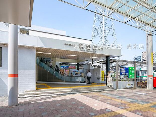 周辺環境:駅 1050m 東武東上線「朝霞」駅(徒歩14分。駅前が再開発されたため、以前より綺麗になりました!街灯も増え、夜道も明るくなりました^^)