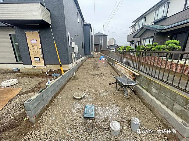 No.1:カースペース2台分あり(車種による) 現地写真2026.6.26撮影