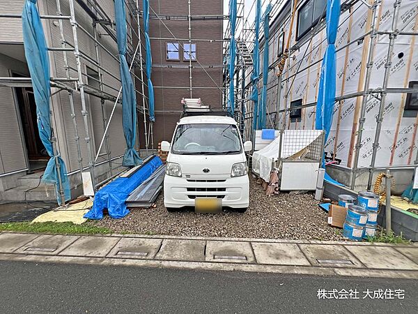 3号棟：カースペース2台分あり（車種による）現地写真2026.6.26撮影