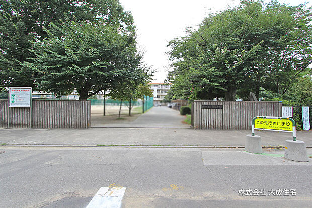朝霞市立朝霞第四中学校まで徒歩19分。 人数が多く元気な小学校です。朝霞駅から徒歩5分ほどでアクセス良好です!