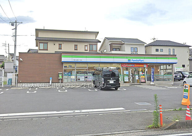 ファミリーマート川越小仙波町二丁目店まで450m 徒歩6分。コンビニ支払いやイベントチケットの購入に便利です。