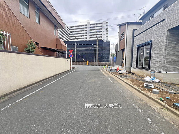 前面道路 現地写真2026.8.31撮影