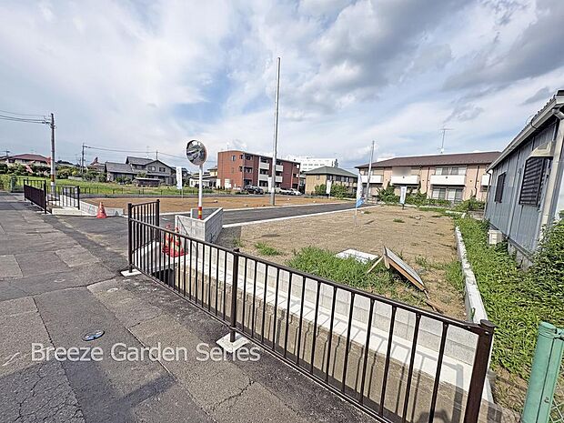 2駅2沿線ご利用いただける、通勤通学に便利な立地です。現地写真2026.8.21撮影