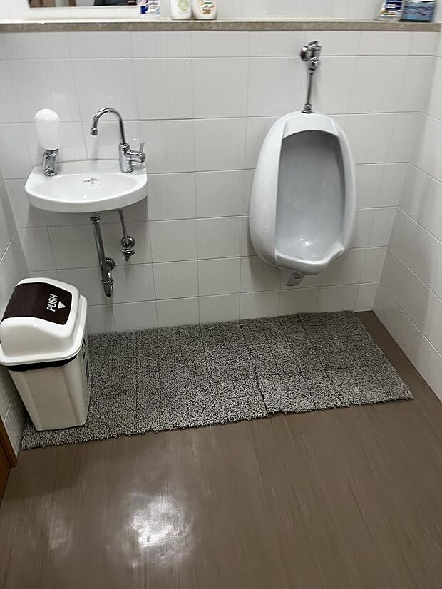 １階共用トイレ
