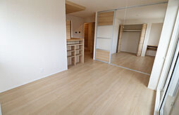 ディアコートクレスト 2階2LDKのリビング/ダイニング