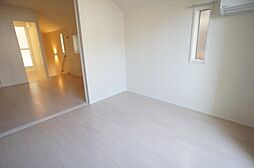 リュエル 2階1LDKのリビング/ダイニング