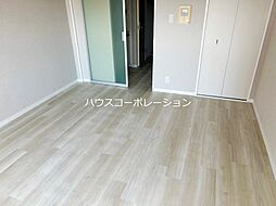 アーデン塚口 2階1Kのリビング/ダイニング