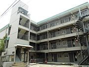 園田駅より徒歩9分 3階 築48年4ヶ月の賃貸物件