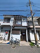 出屋敷駅より徒歩18分 築52年6ヶ月の賃貸物件