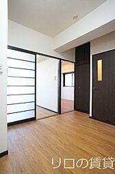 福岡市地下鉄箱崎線 千代県庁口駅 徒歩3分の賃貸マンション 11階2DKのリビング/ダイニング