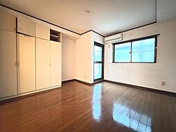 ダイナコート産大前 5階ワンルームのリビング/ダイニング