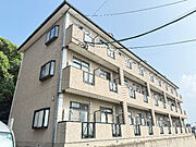 千早駅より徒歩20分 築26年10ヶ月 3階建の賃貸物件